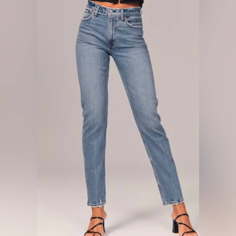 A&F Jeans - Picture 2 of 2